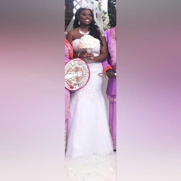 Ivory Strapless Wedding Dress - Picture 10 of 10